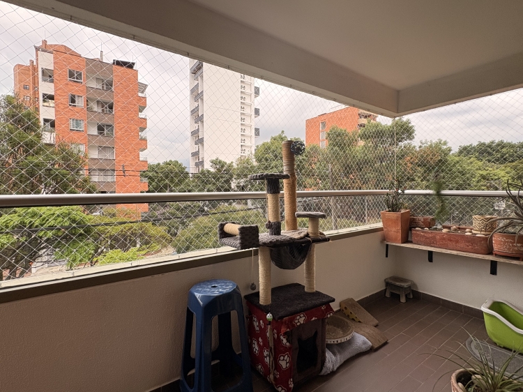 Apartamento en Calasanz, Medellín